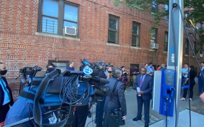 NYC DOT, Con Ed, and FLO unveil New York City’s first curbside electric vehicle charging stations