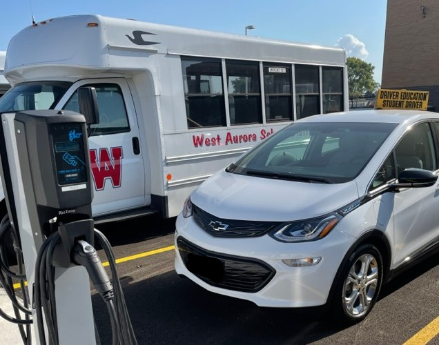 FLO supports EV education at West Aurora High as part of its first charging stations deployment in Illinois